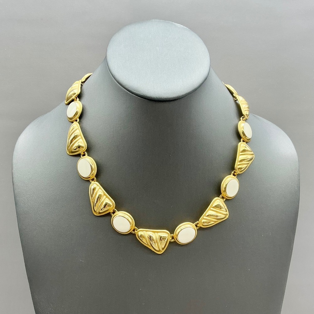 Vintage Gold Tone Cream Enamel Geometric Link Toggle Necklace Women Cream Gold